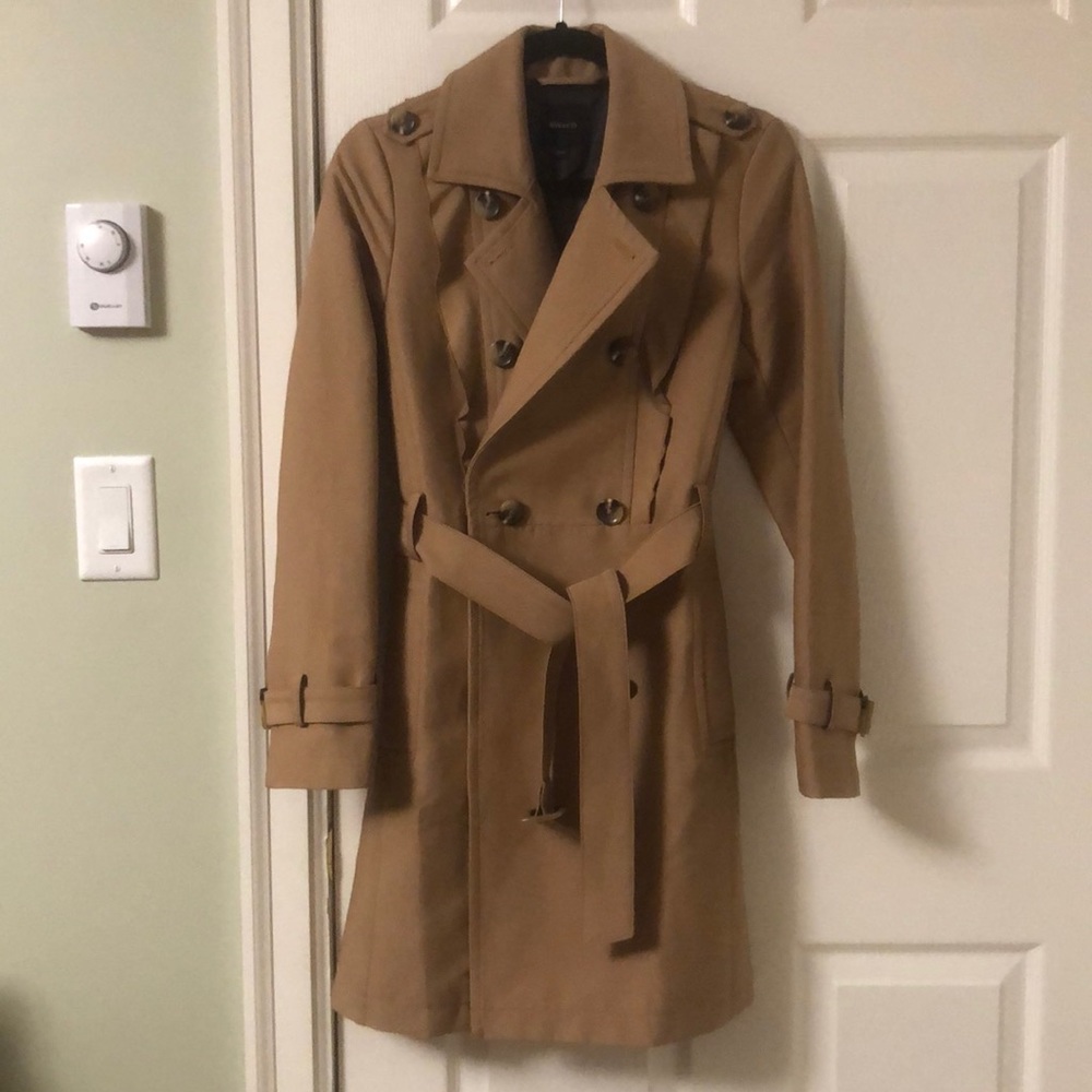 Ruffle Classic Trench Coat